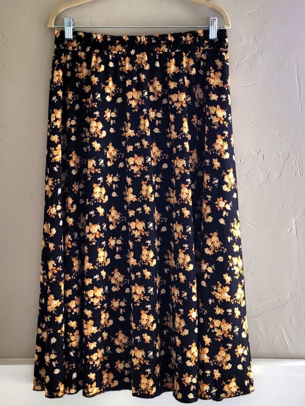 Rosette Floral Maxi Skirt